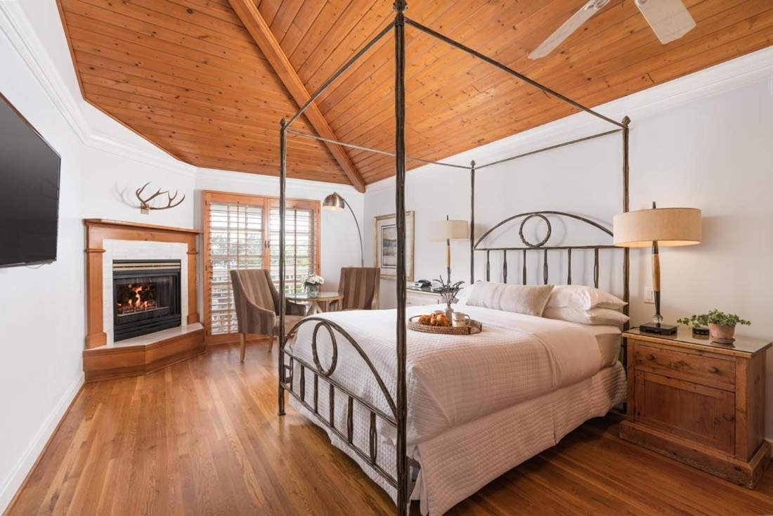 Inn On Summerhill Summerland Εξωτερικό φωτογραφία